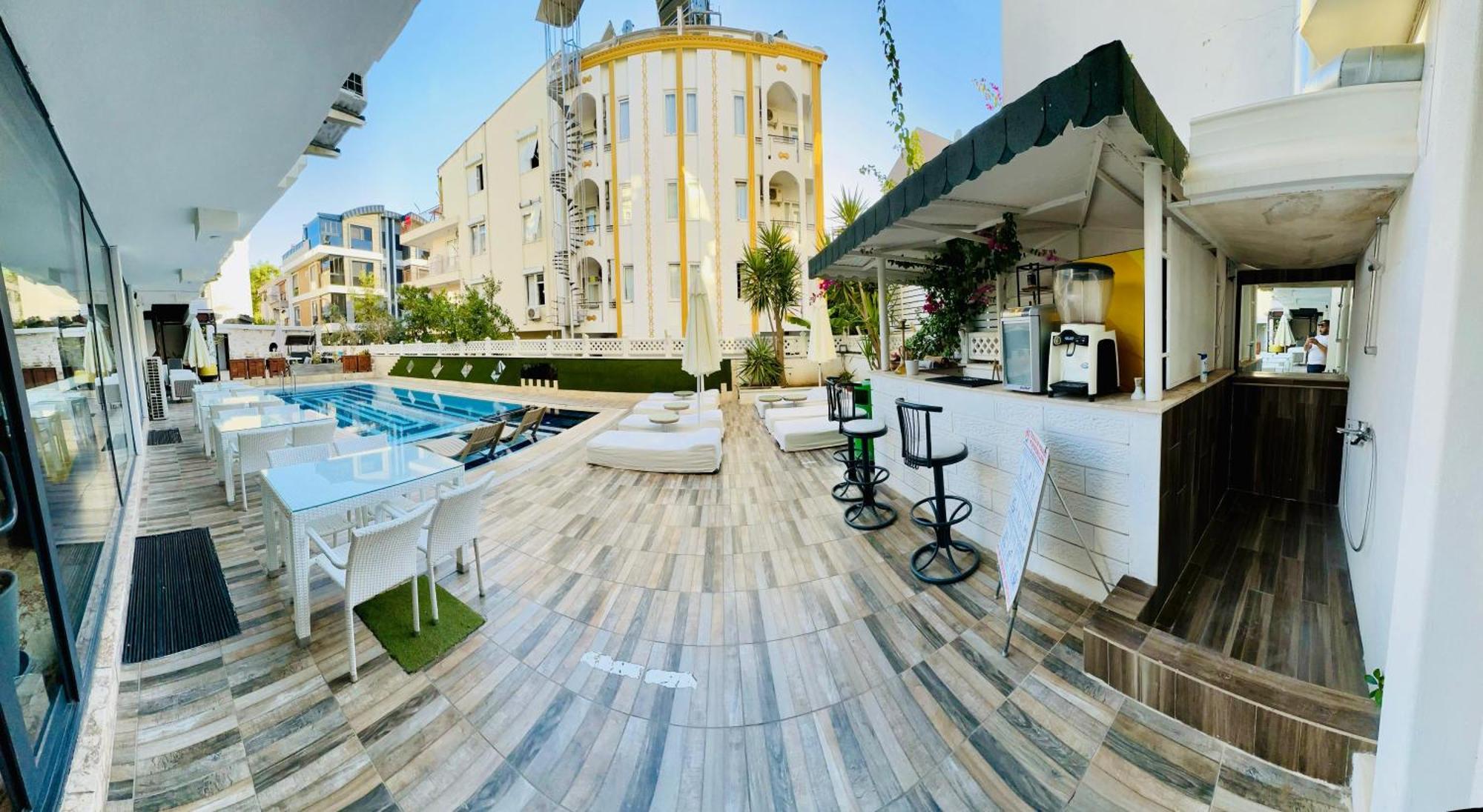 Otel Nfk The House